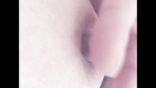 【朝おっぱい】乳首もクリクリして起こしてあげます nipple massage masturbation